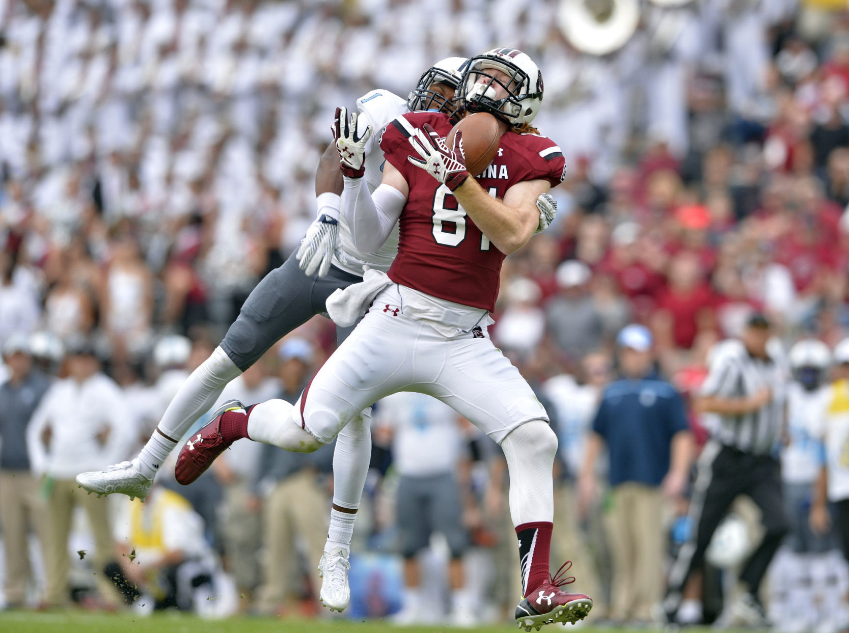 Hayden Hurst, Shy Phillips